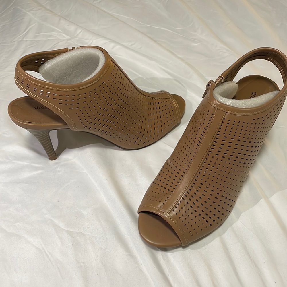 Dress barn Heels  8.5